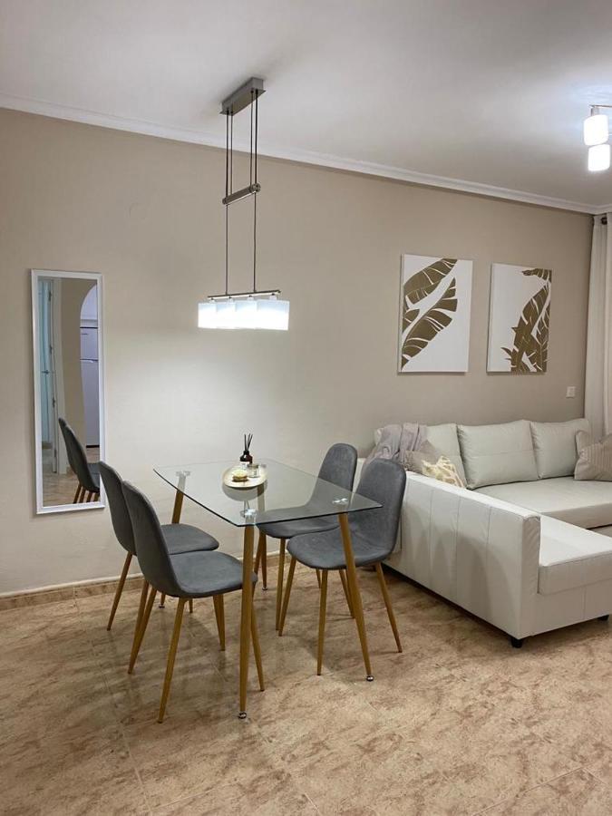 Комфортабельные Апартаменты С Большой Террасой Torrevieja Exterior foto